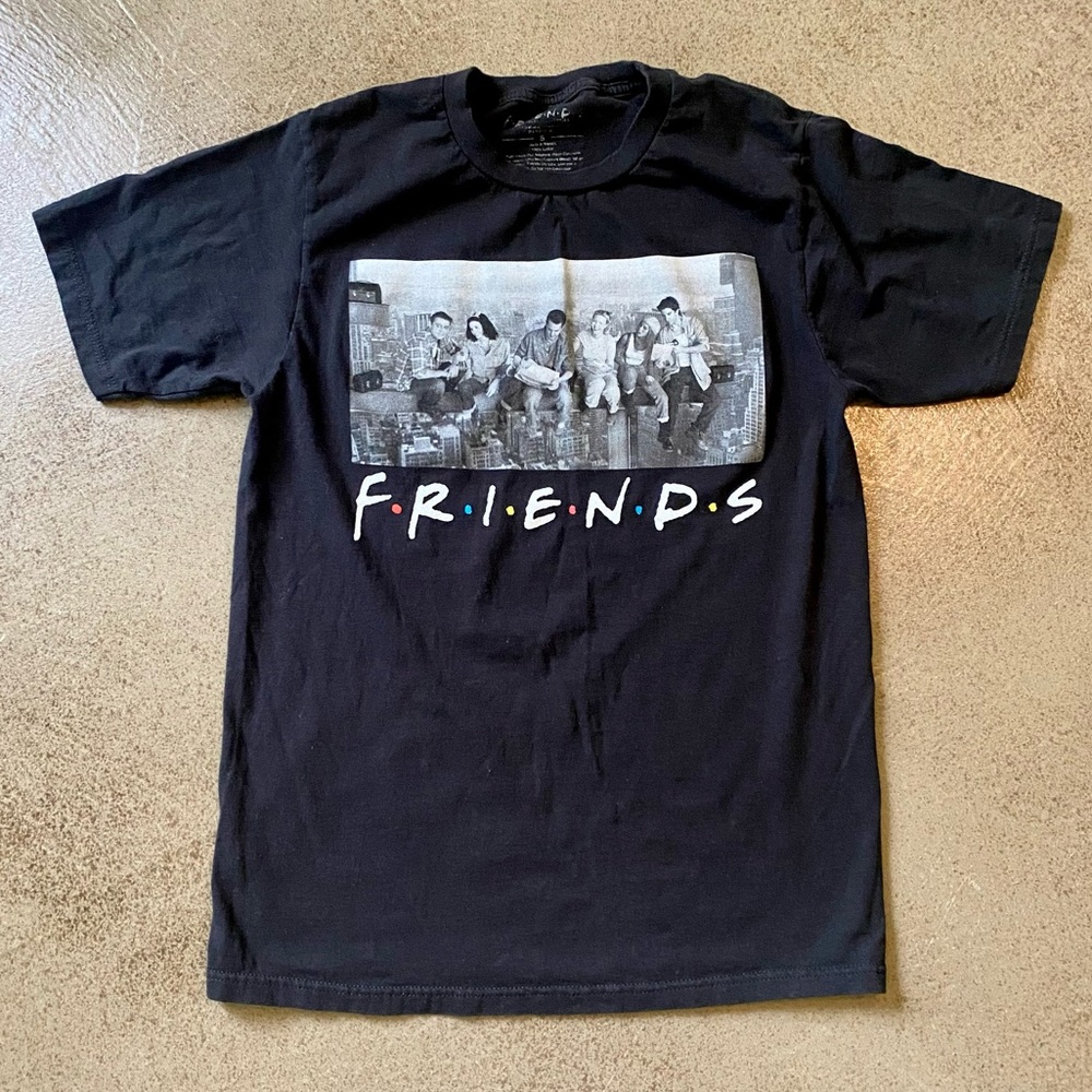 Friends Graphic Black Tee. Size Small.